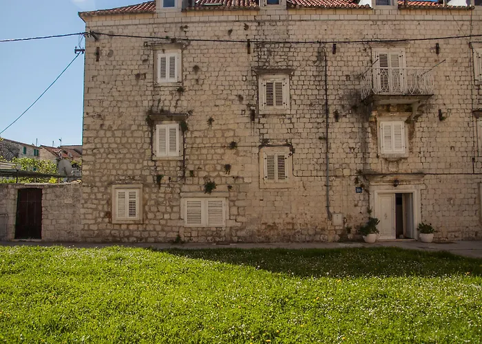 Top-floor In Center Trogir