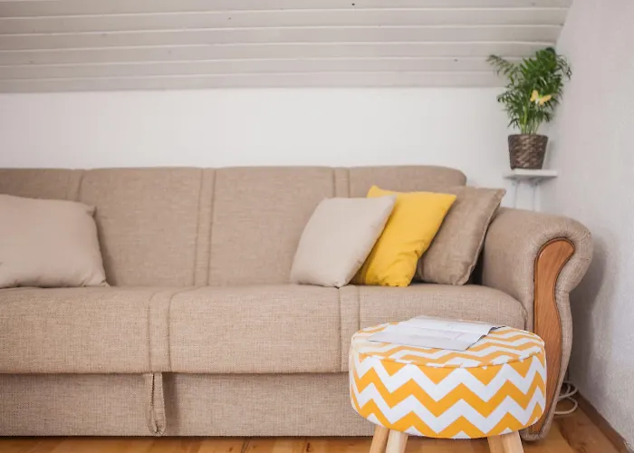 公寓 Top-floor In Center